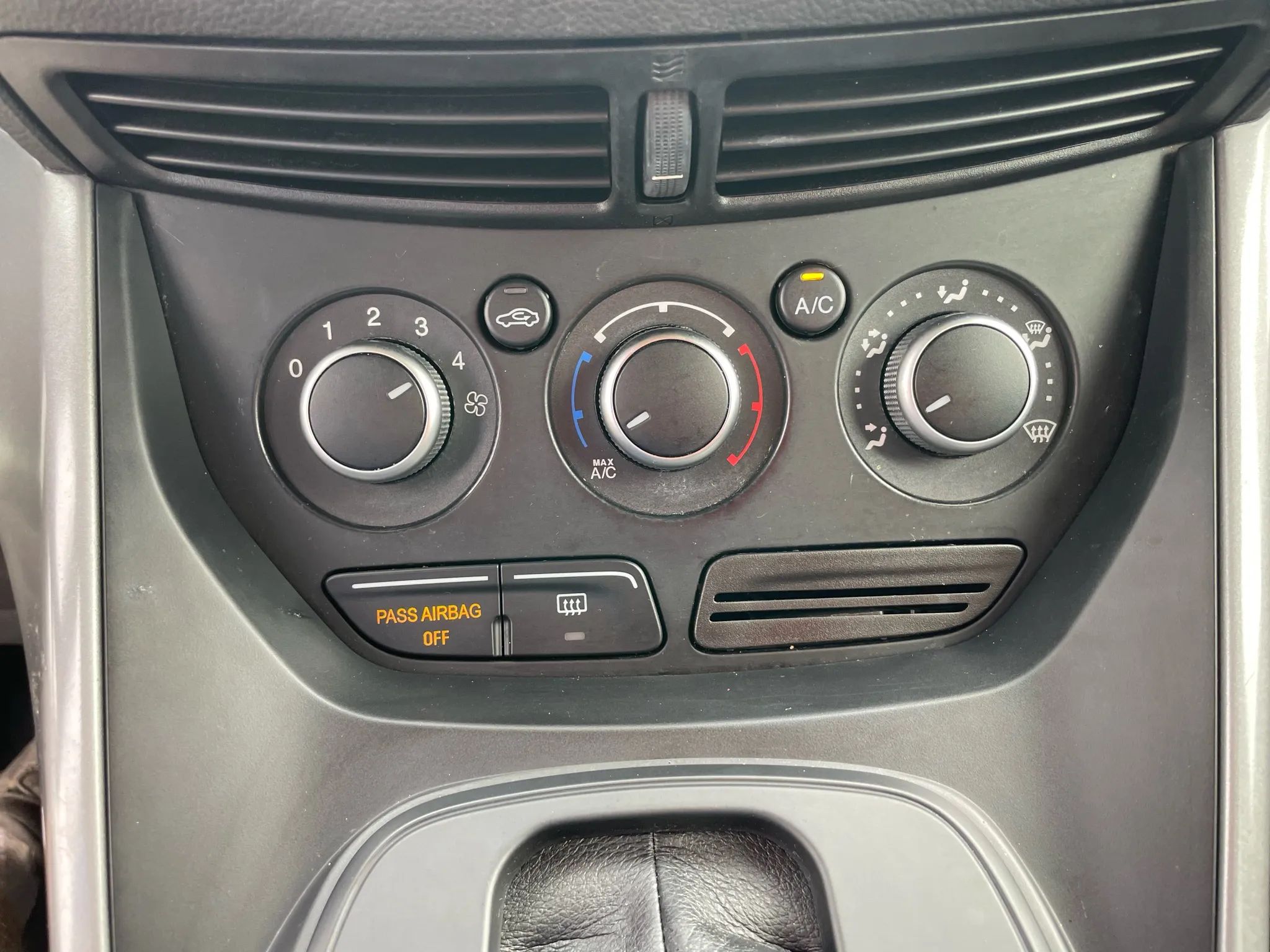 2016 FORD Escape