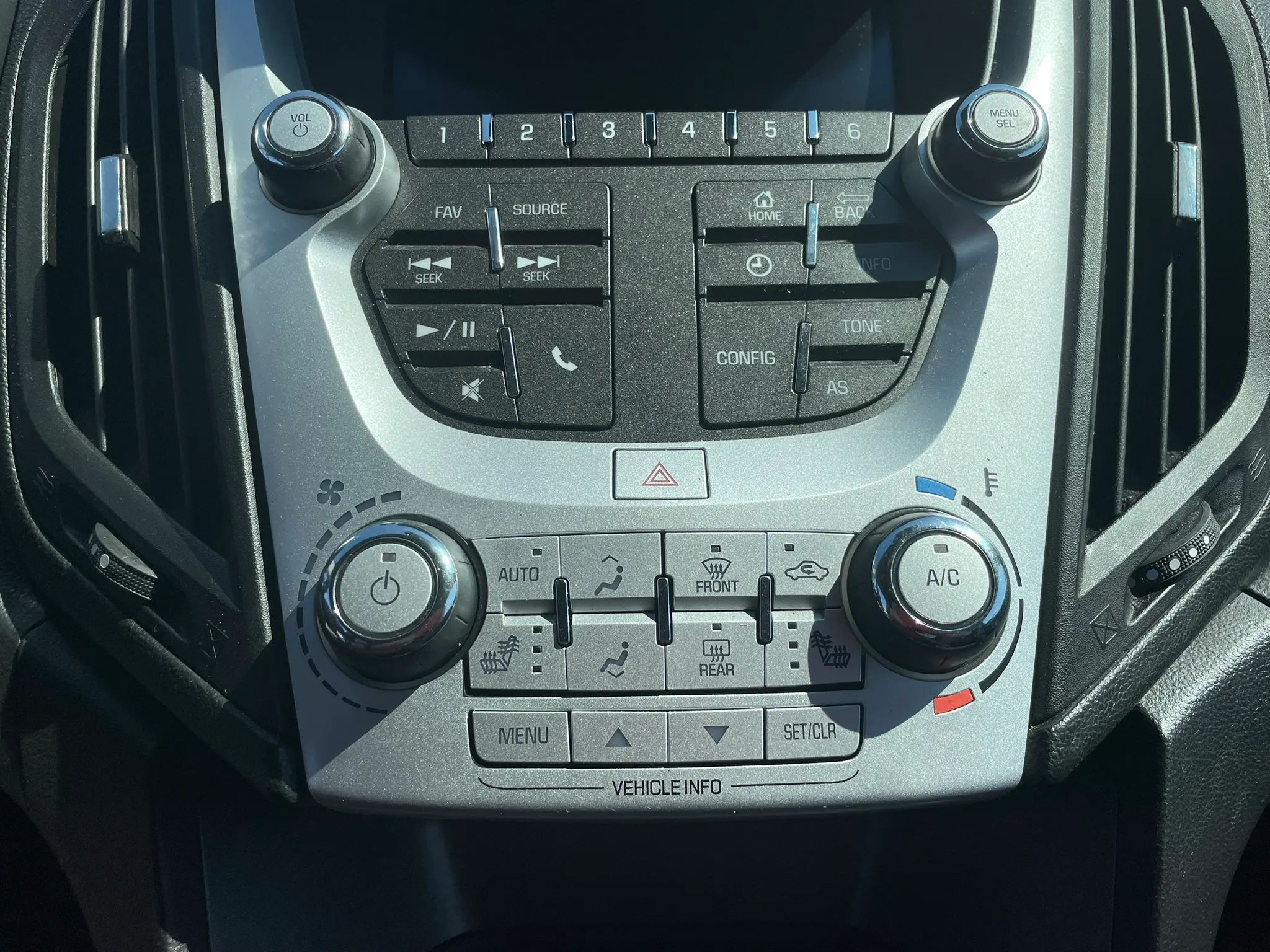 2017 CHEVROLET Equinox