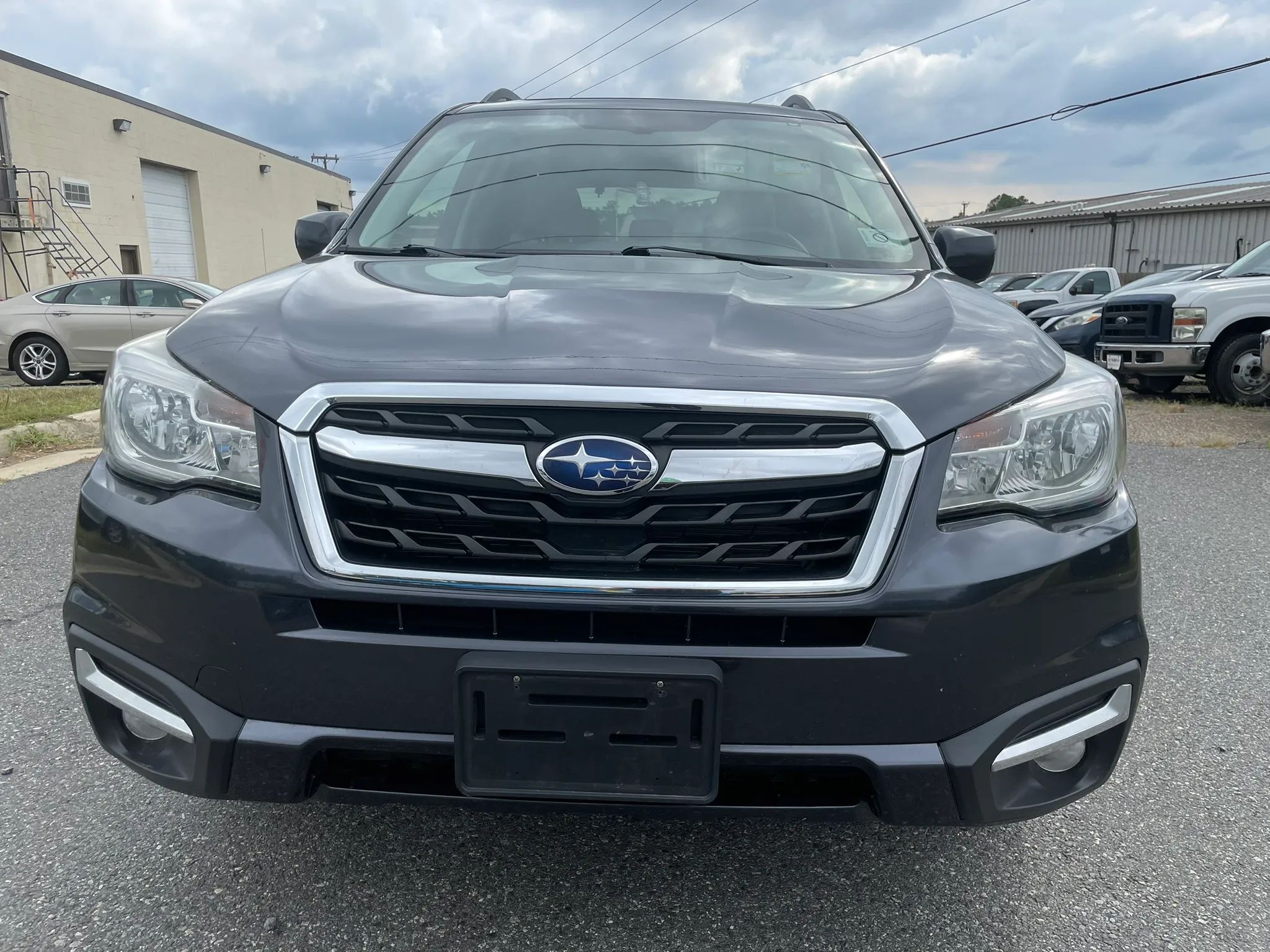 2017 SUBARU Forester Premium + CWP — photo 13