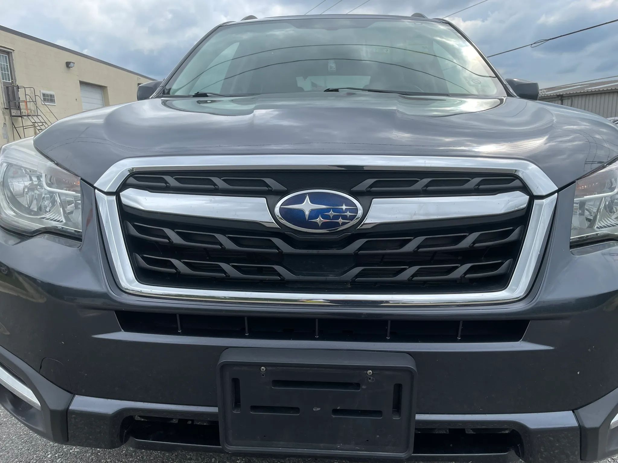 2017 SUBARU Forester Premium + CWP — photo 14