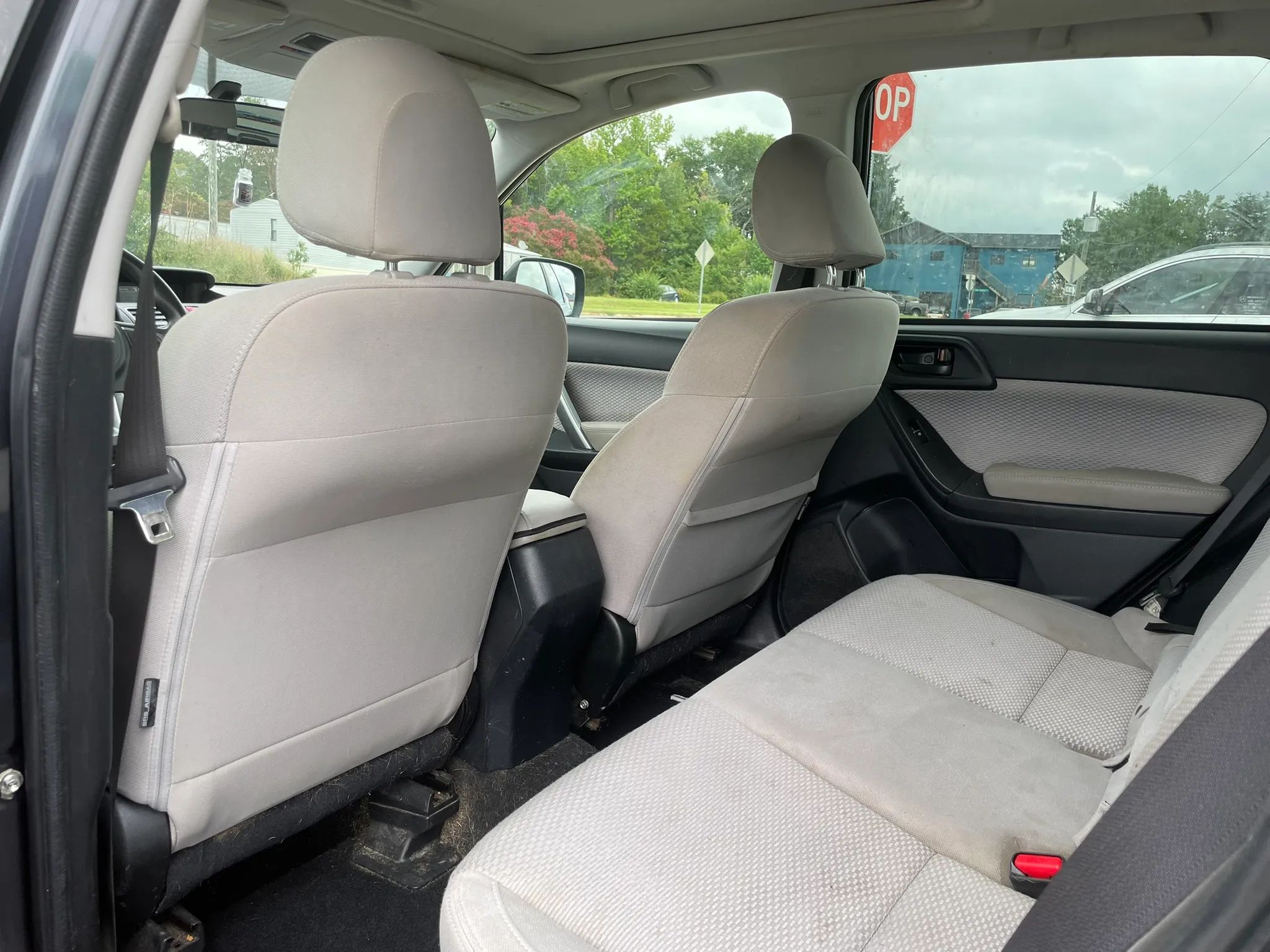 2017 SUBARU Forester Premium + CWP — photo 20