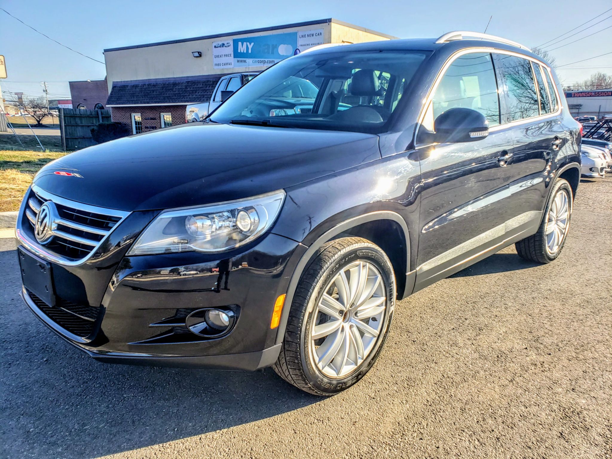 2010 VOLKSWAGEN Tiguan