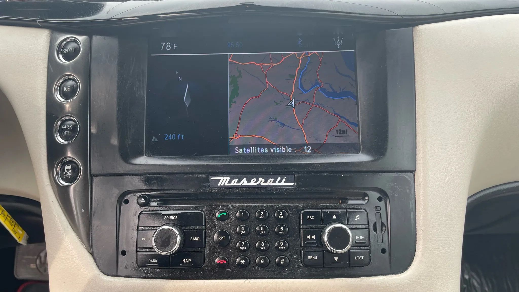 2013 MASERATI Granturismo